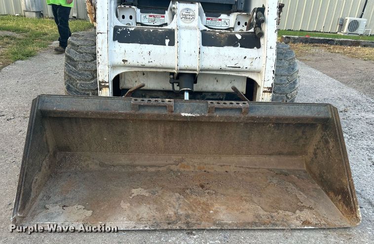 image for item KH9489 1993 Bobcat 853  skid steer loader