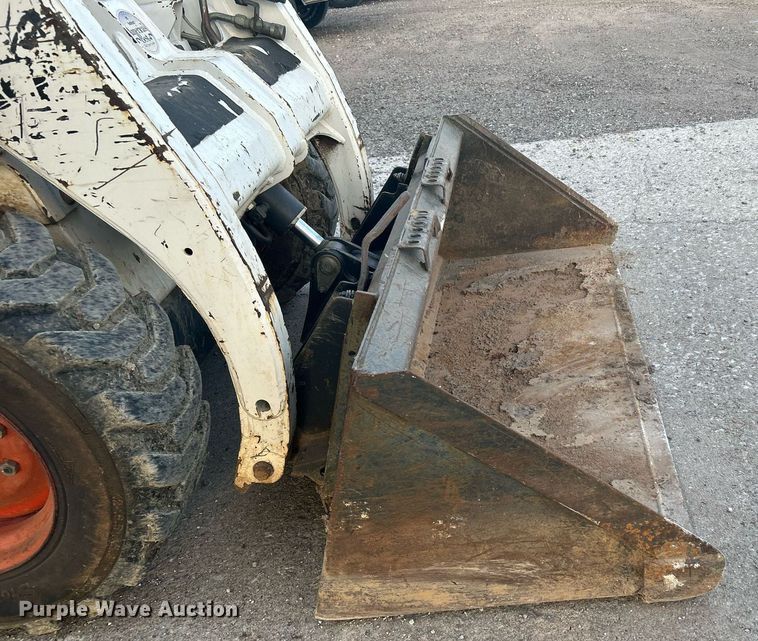 image for item KH9489 1993 Bobcat 853  skid steer loader