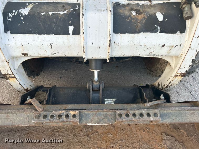 image for item KH9489 1993 Bobcat 853  skid steer loader