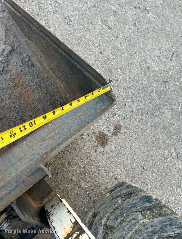 image for item KH9489 1993 Bobcat 853  skid steer loader