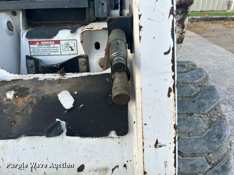 image for item KH9489 1993 Bobcat 853  skid steer loader