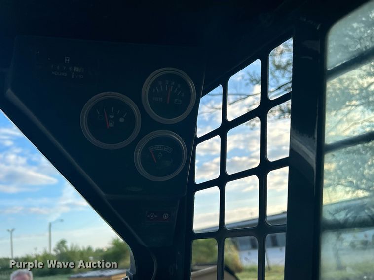 image for item KH9489 1993 Bobcat 853  skid steer loader