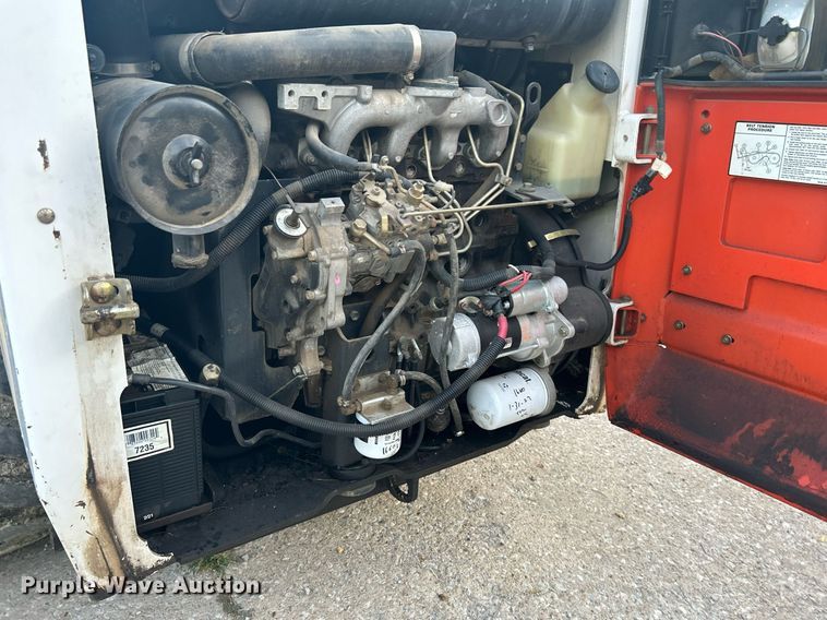 image for item KH9489 1993 Bobcat 853  skid steer loader