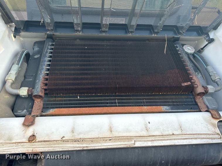 image for item KH9489 1993 Bobcat 853  skid steer loader