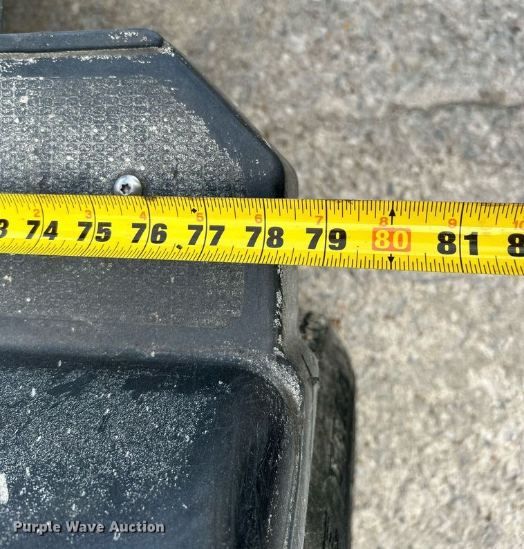 image for item KH9492 2015 Karavan  utility trailer