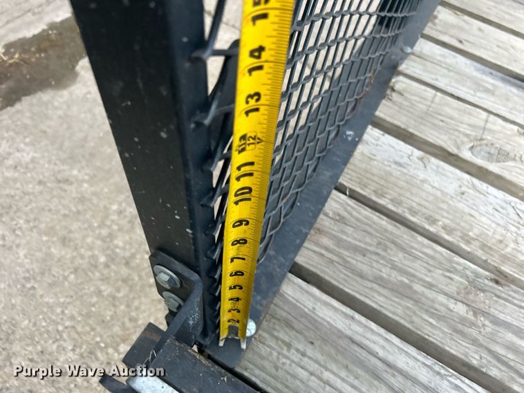 image for item KH9492 2015 Karavan  utility trailer