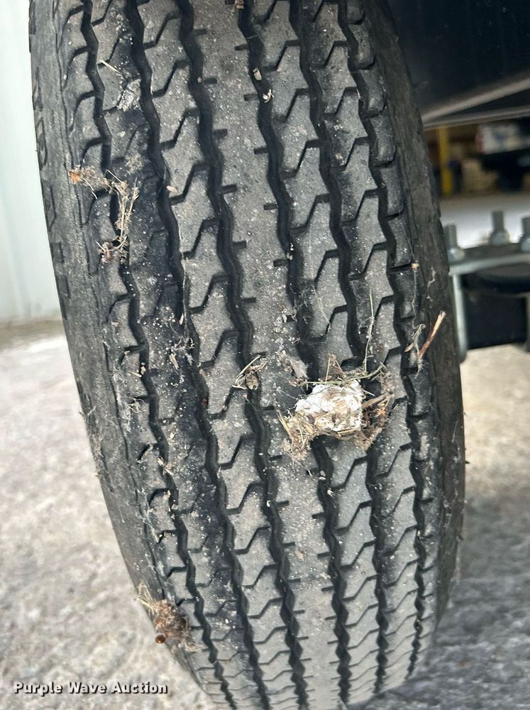 image for item KH9492 2015 Karavan  utility trailer