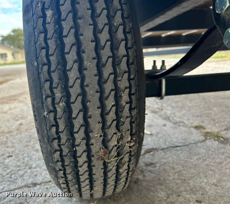 image for item KH9492 2015 Karavan  utility trailer