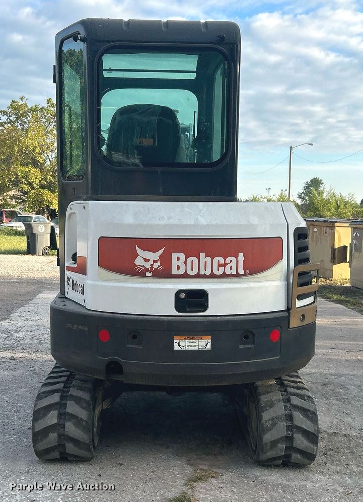 image for item KH9493 2012 Bobcat E32  mini excavator