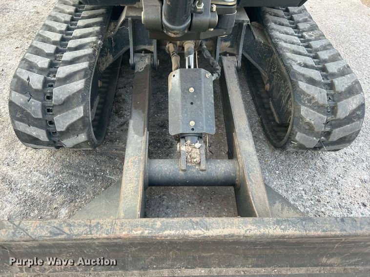 image for item KH9493 2012 Bobcat E32  mini excavator