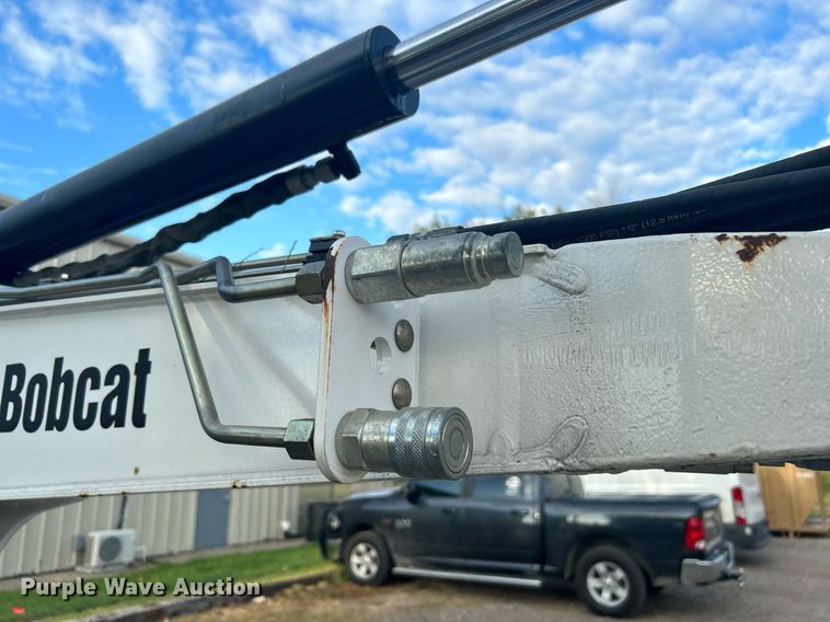 image for item KH9493 2012 Bobcat E32  mini excavator