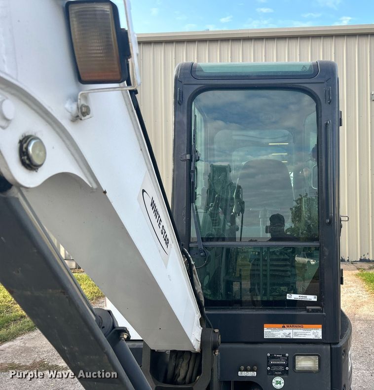 image for item KH9493 2012 Bobcat E32  mini excavator