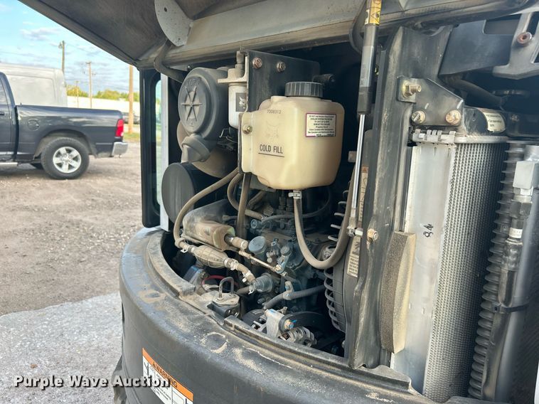 image for item KH9493 2012 Bobcat E32  mini excavator