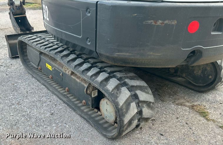 image for item KH9493 2012 Bobcat E32  mini excavator