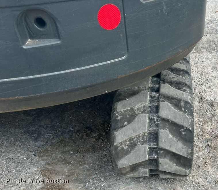 image for item KH9493 2012 Bobcat E32  mini excavator