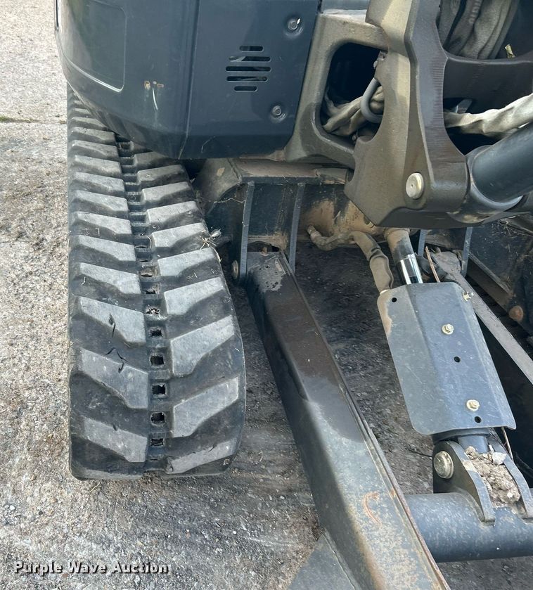 image for item KH9493 2012 Bobcat E32  mini excavator