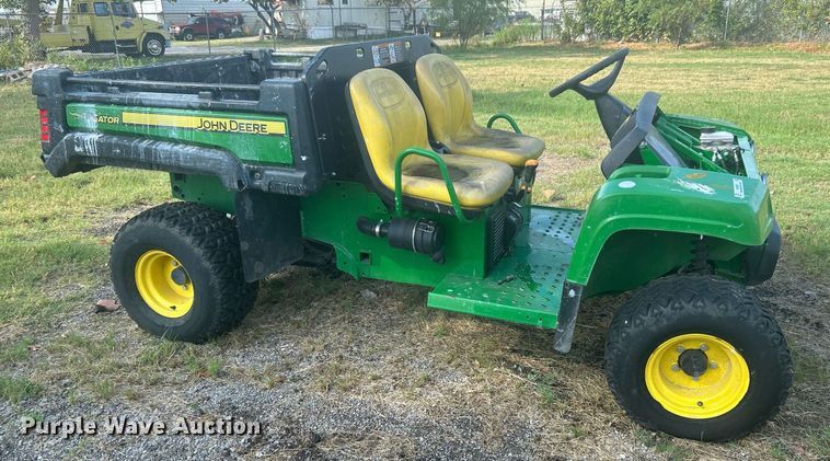 image for item KH9500 (2) John Deere utility vehicles