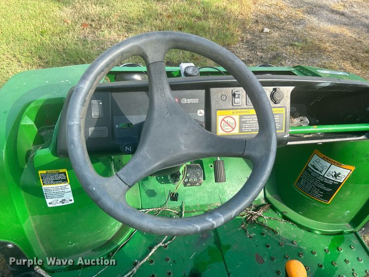 image for item KH9500 (2) John Deere utility vehicles