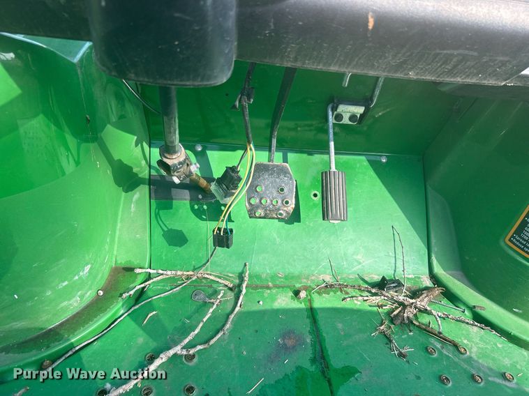 image for item KH9500 (2) John Deere utility vehicles