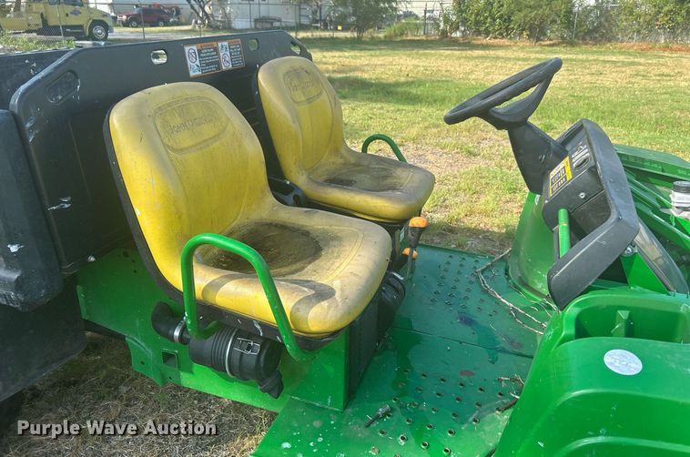 image for item KH9500 (2) John Deere utility vehicles