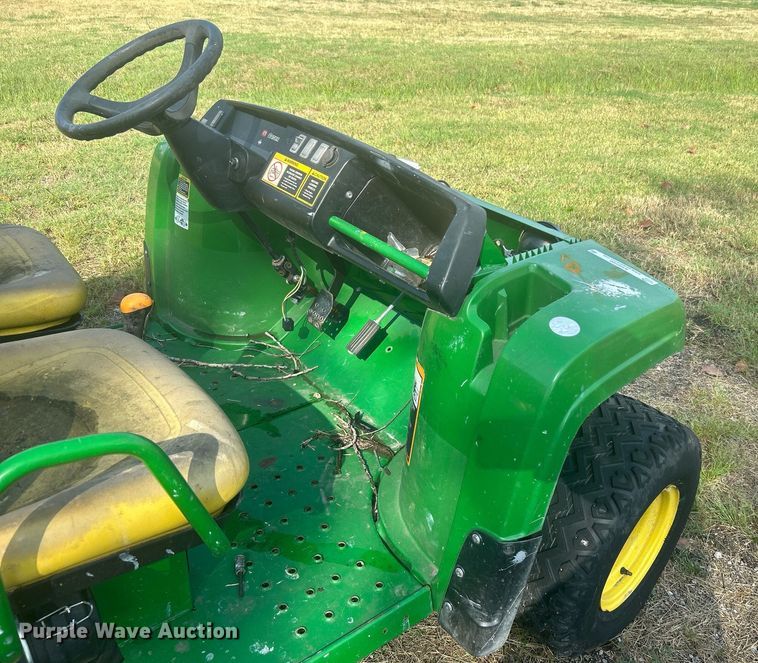 image for item KH9500 (2) John Deere utility vehicles