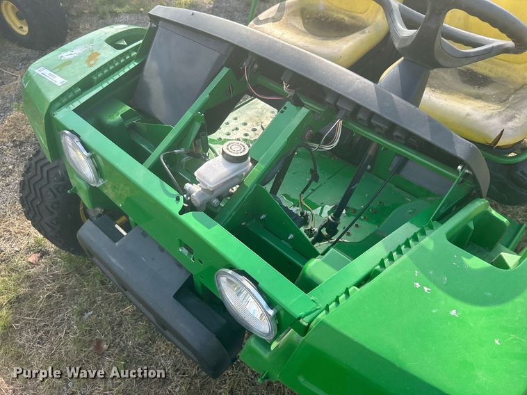 image for item KH9500 (2) John Deere utility vehicles