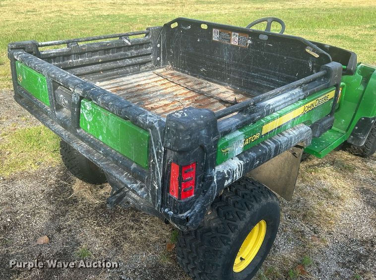 image for item KH9500 (2) John Deere utility vehicles