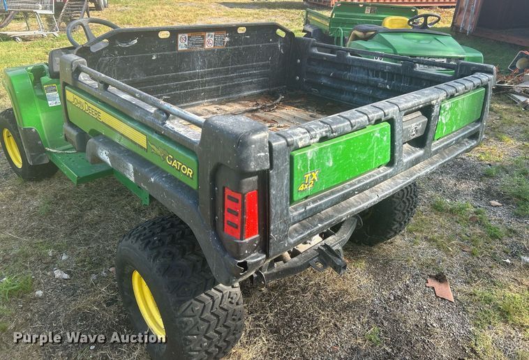 image for item KH9500 (2) John Deere utility vehicles