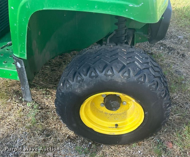 image for item KH9500 (2) John Deere utility vehicles