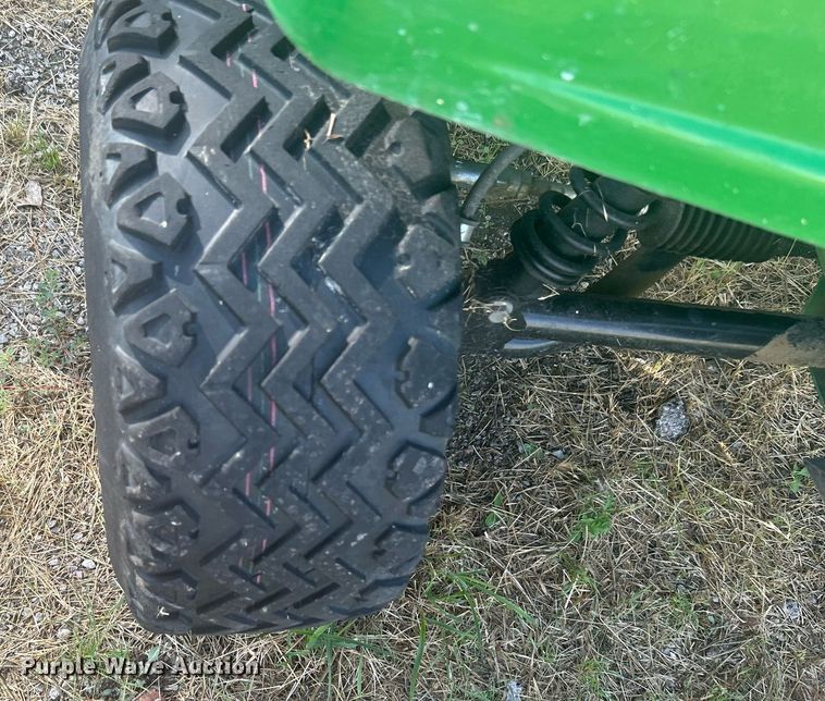 image for item KH9500 (2) John Deere utility vehicles