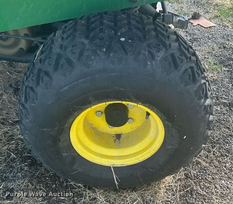 image for item KH9500 (2) John Deere utility vehicles