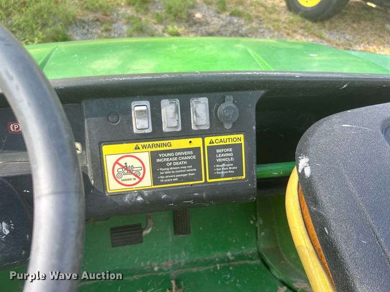 image for item KH9500 (2) John Deere utility vehicles
