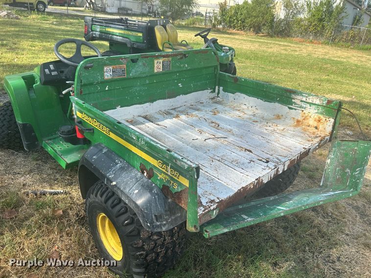 image for item KH9500 (2) John Deere utility vehicles