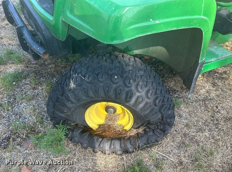 image for item KH9500 (2) John Deere utility vehicles