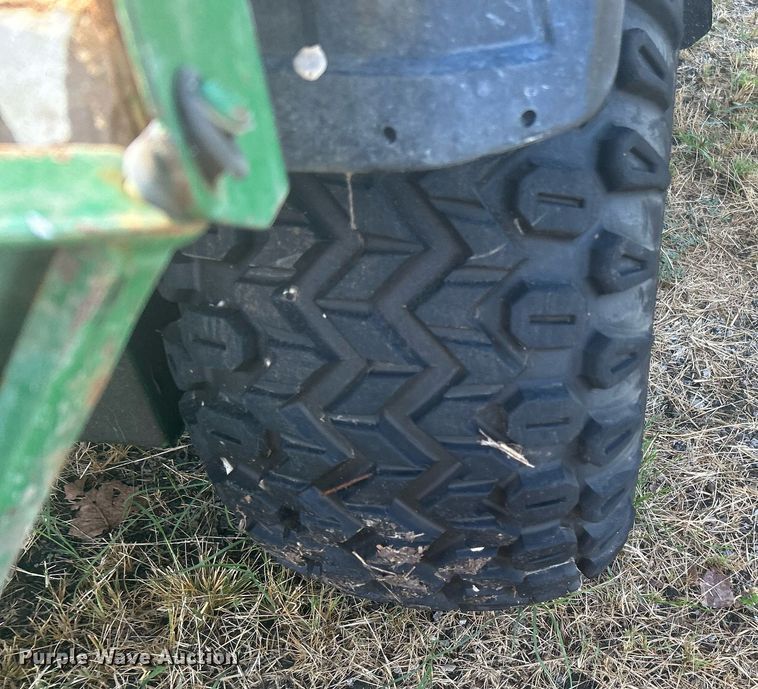 image for item KH9500 (2) John Deere utility vehicles