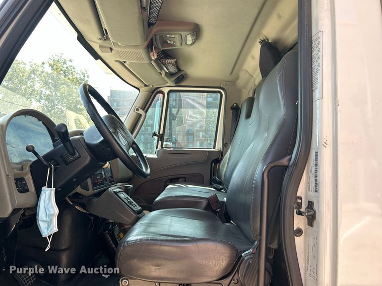 image for item KH9507 2012 International 4400 SBA  medical scanner truck