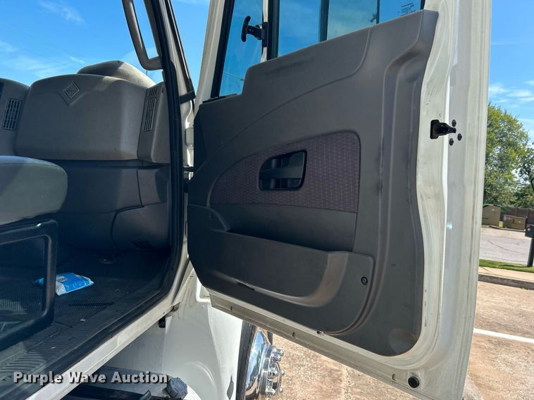 image for item KH9507 2012 International 4400 SBA  medical scanner truck