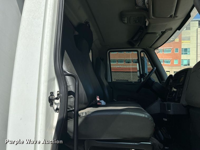 image for item KH9507 2012 International 4400 SBA  medical scanner truck