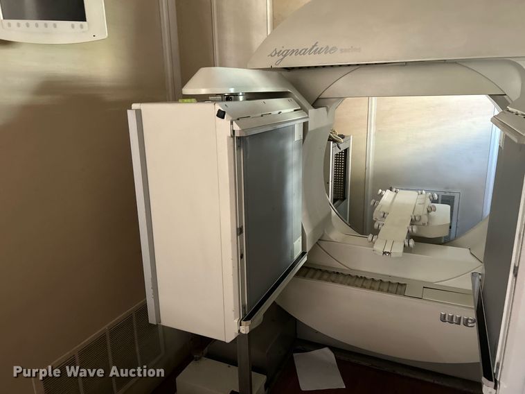 image for item KH9507 2012 International 4400 SBA  medical scanner truck