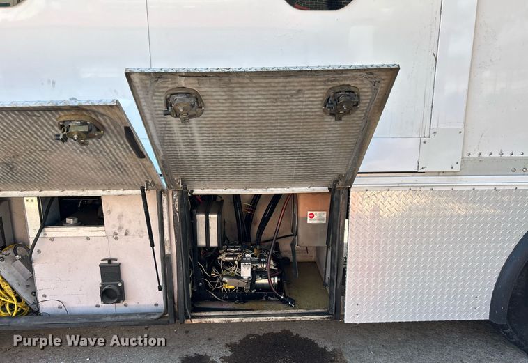 image for item KH9507 2012 International 4400 SBA  medical scanner truck