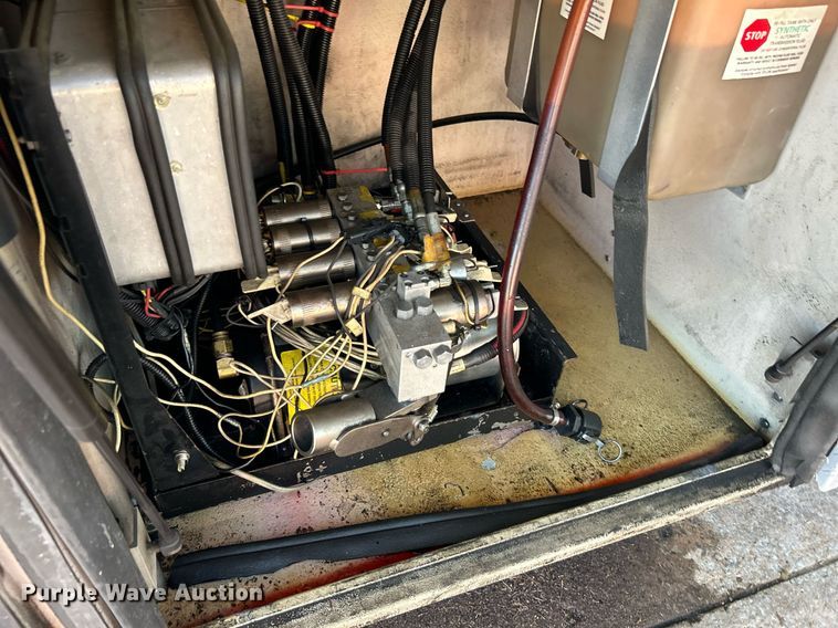 image for item KH9507 2012 International 4400 SBA  medical scanner truck