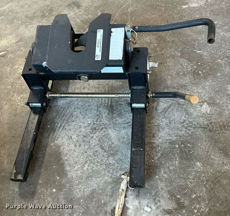 image for item KT9323 Husky EZ Roller  fifth wheel hitch