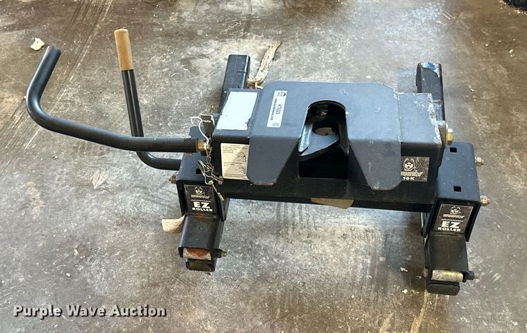 image for item KT9323 Husky EZ Roller  fifth wheel hitch