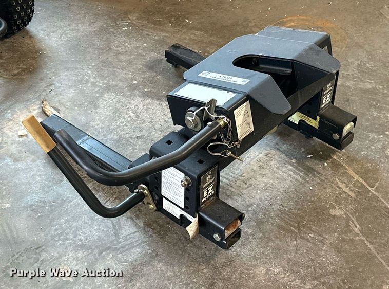 image for item KT9323 Husky EZ Roller  fifth wheel hitch