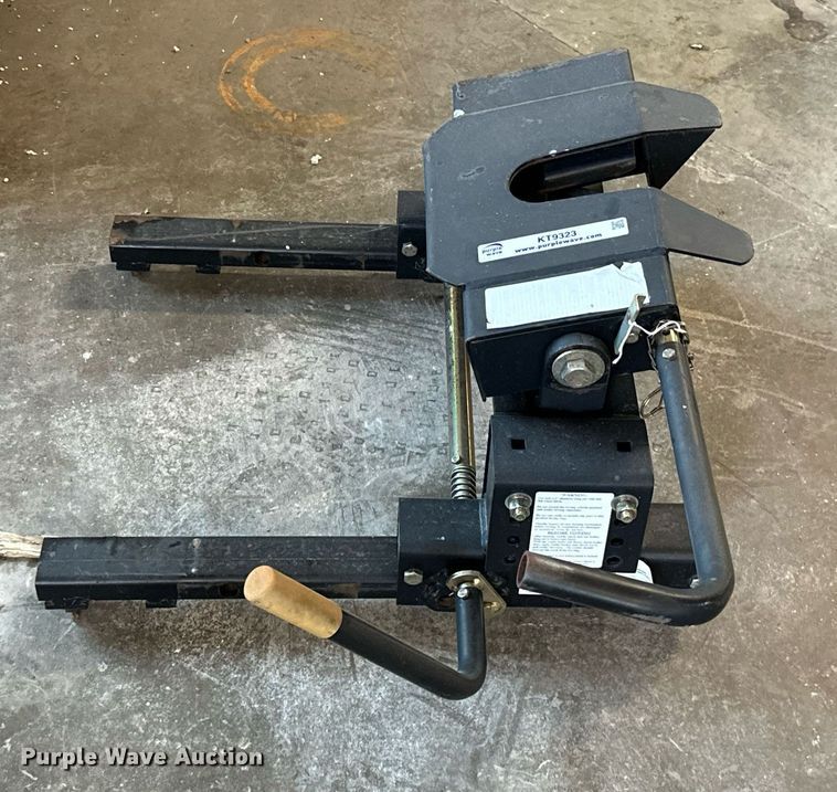 image for item KT9323 Husky EZ Roller  fifth wheel hitch