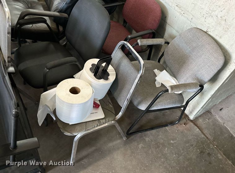 image for item KT9327 Approximately 24 chairs