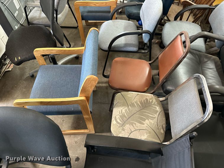 image for item KT9327 Approximately 24 chairs