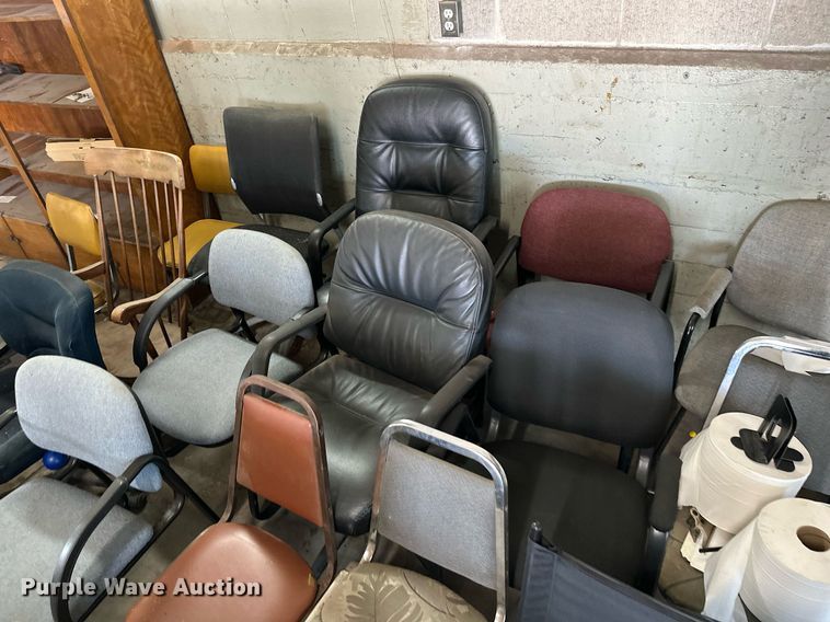 image for item KT9327 Approximately 24 chairs