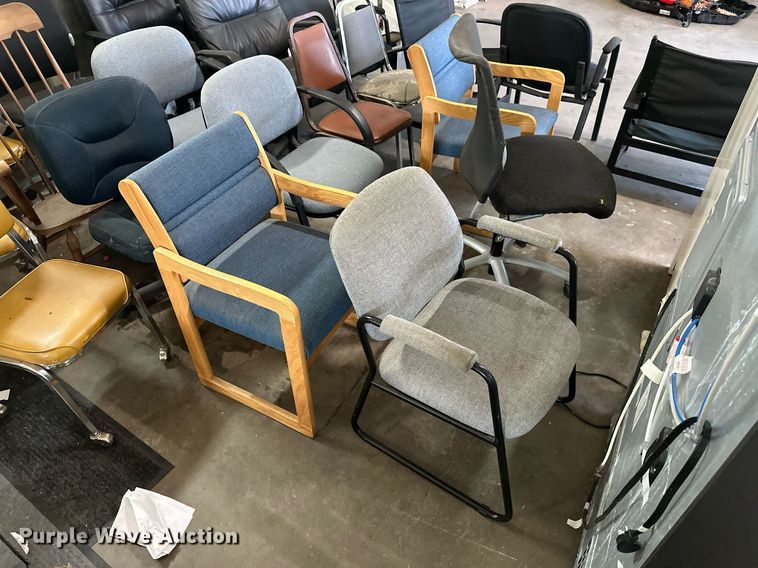 image for item KT9327 Approximately 24 chairs