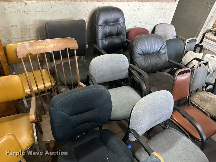 image for item KT9327 Approximately 24 chairs